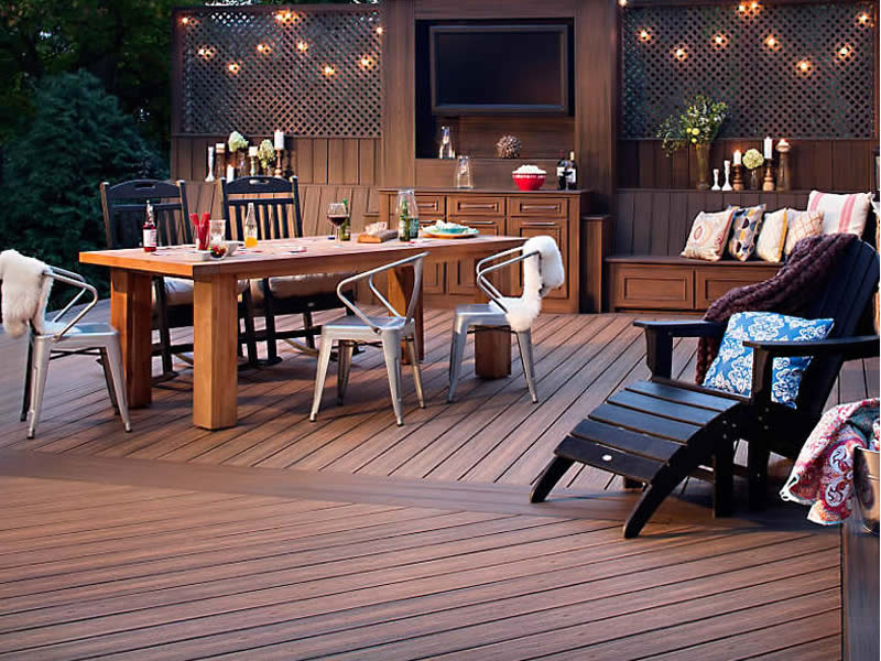 Patio avec mobilier intégré